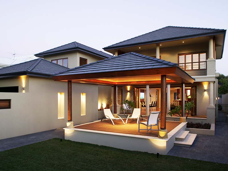 Roof tiling